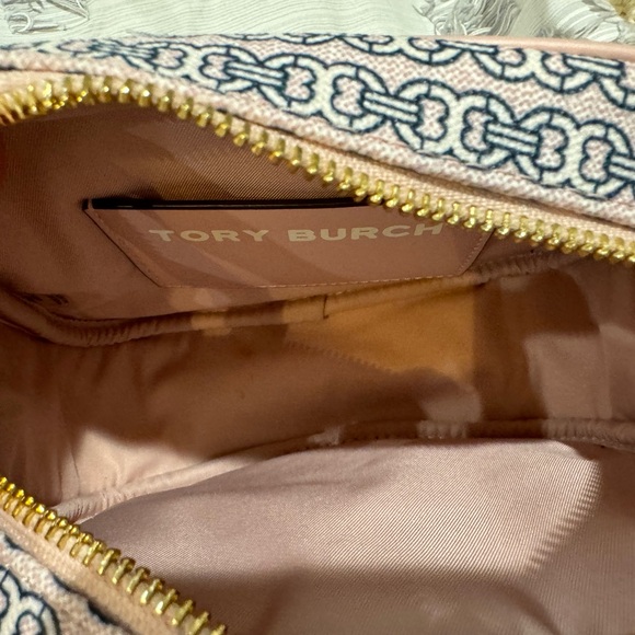 Tory Burch small crossbody - Picture 6 of 9